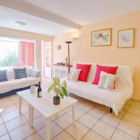 Muralla Roja-1 By Interhome Κάλπε